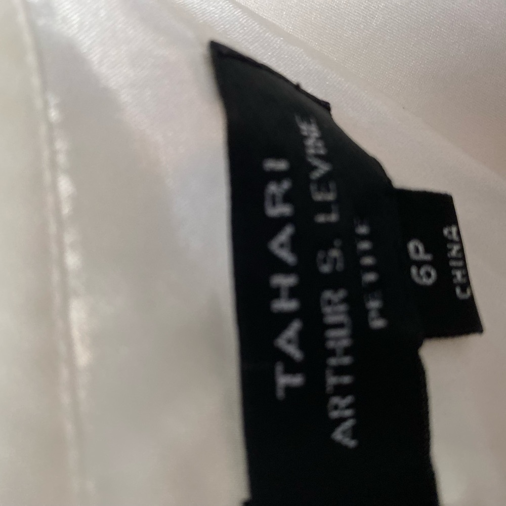Tahari white lace dress - Picture 3 of 4